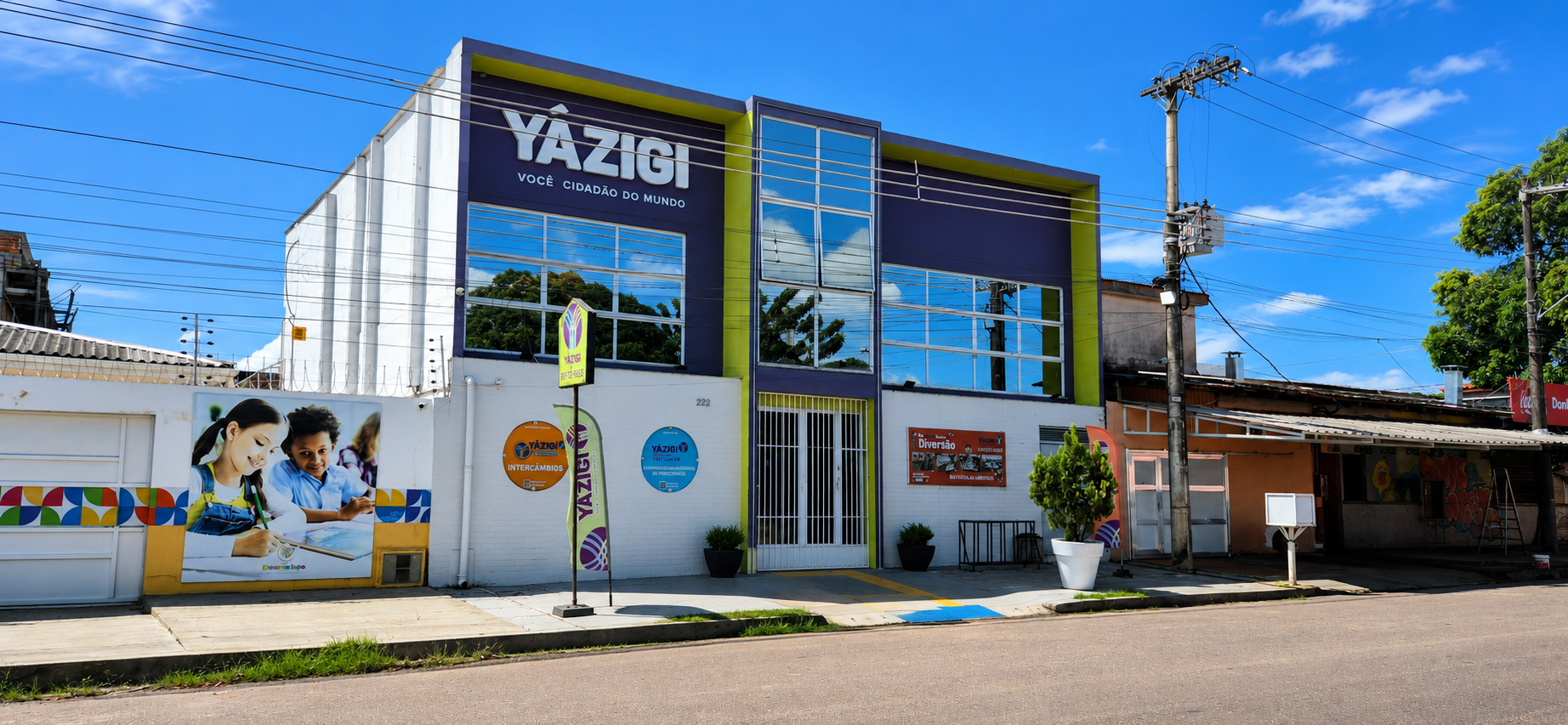 Entrada do Yázigi Macapá