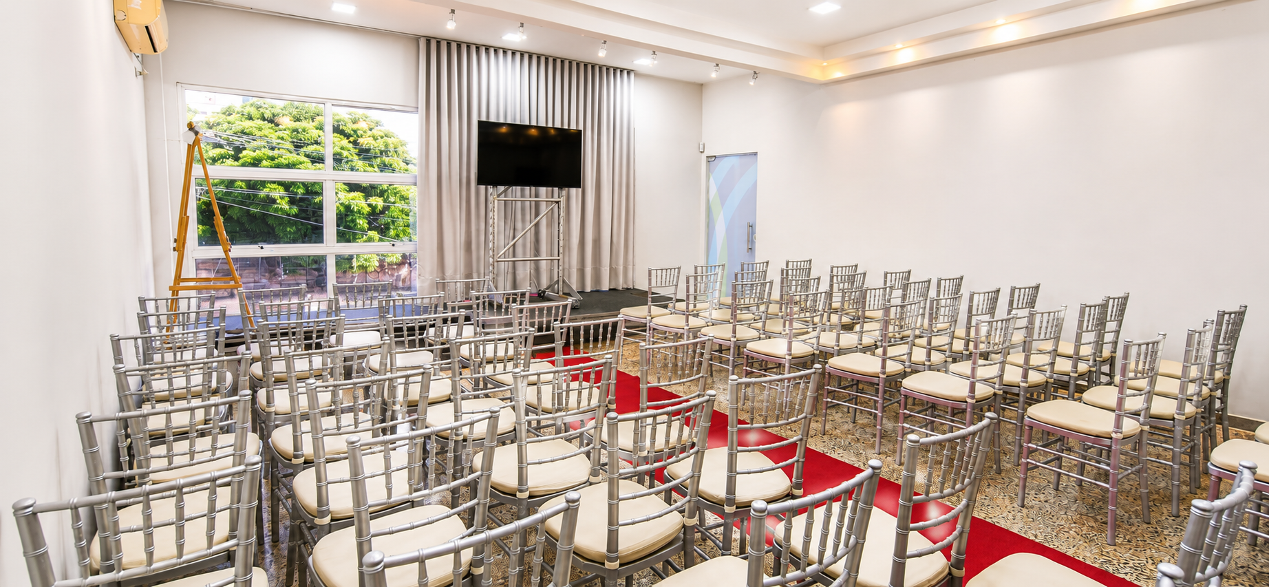 Auditório montado para eventos